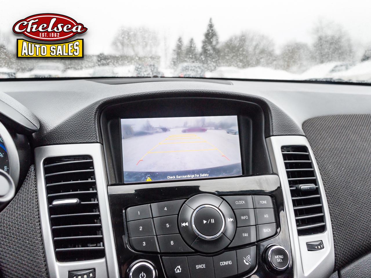 2016 Chevrolet Cruze 2LT Photo