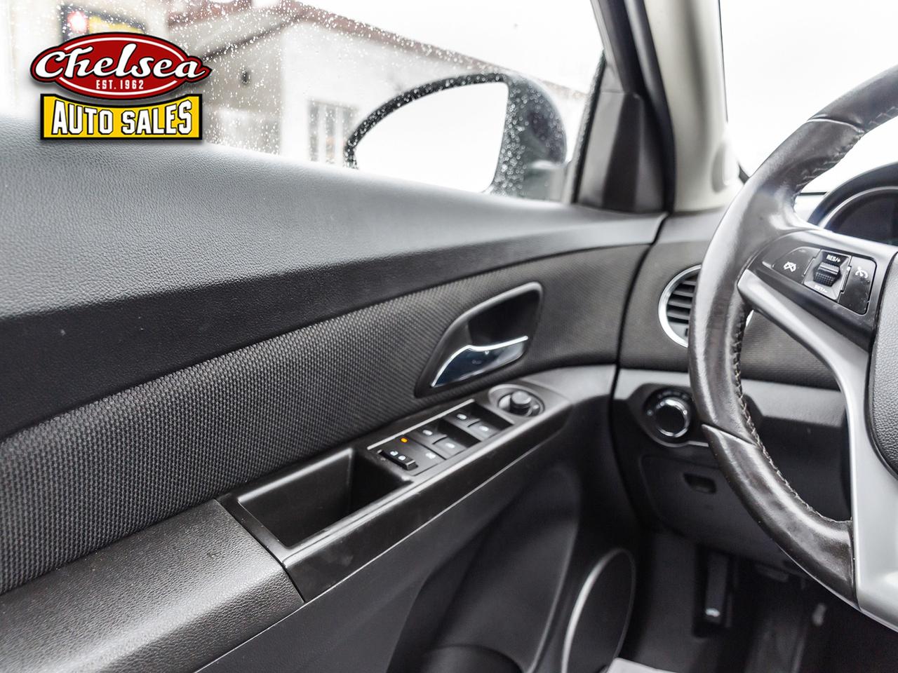 2016 Chevrolet Cruze 2LT Photo