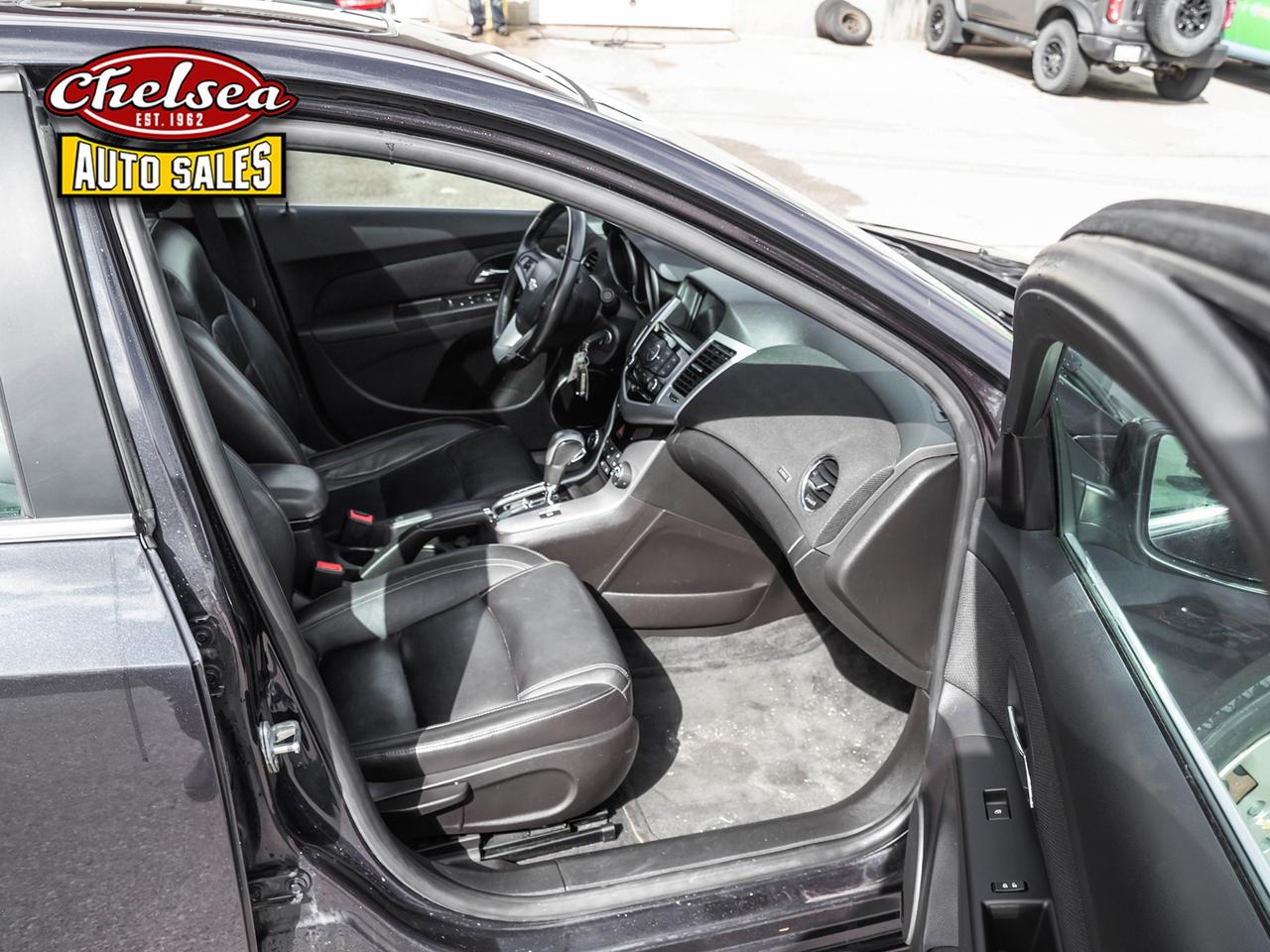 2016 Chevrolet Cruze 2LT Photo