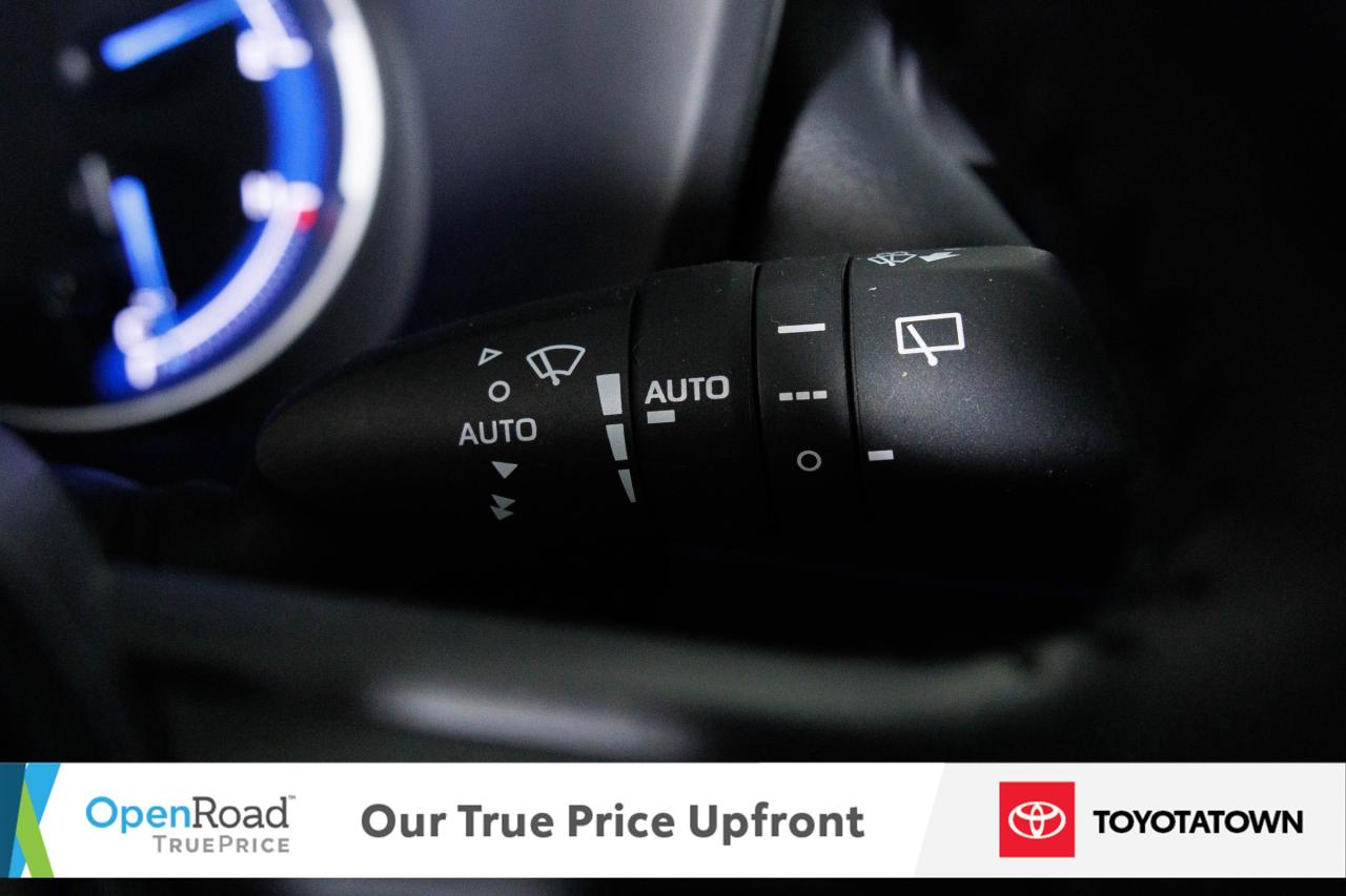 2024 Toyota RAV4 Hybrid SE! CERTIFIED PRE OWNED! ACCIDENT FREE! ELIGIBLE F Photo