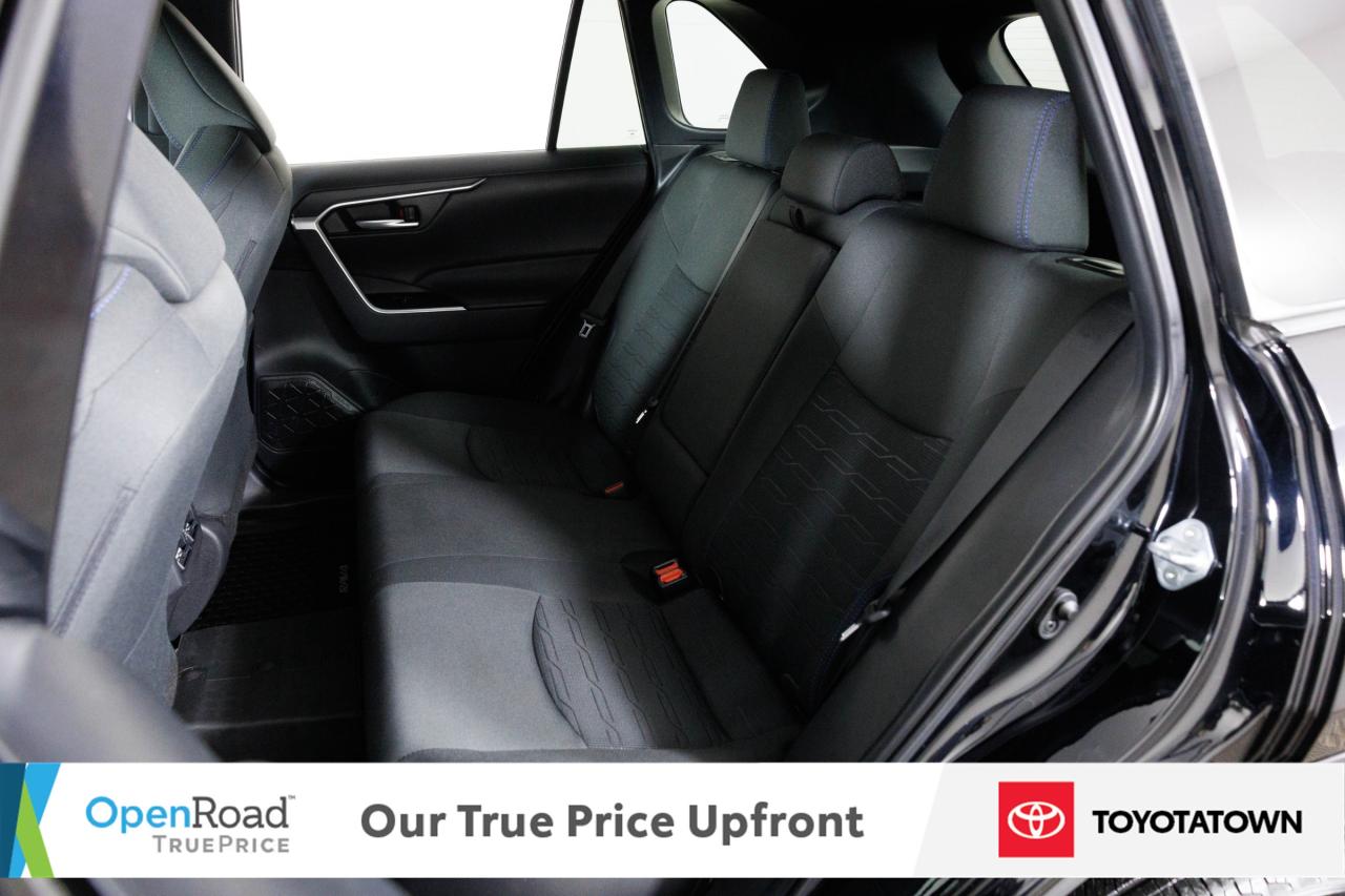 2024 Toyota RAV4 Hybrid SE! CERTIFIED PRE OWNED! ACCIDENT FREE! ELIGIBLE F Photo