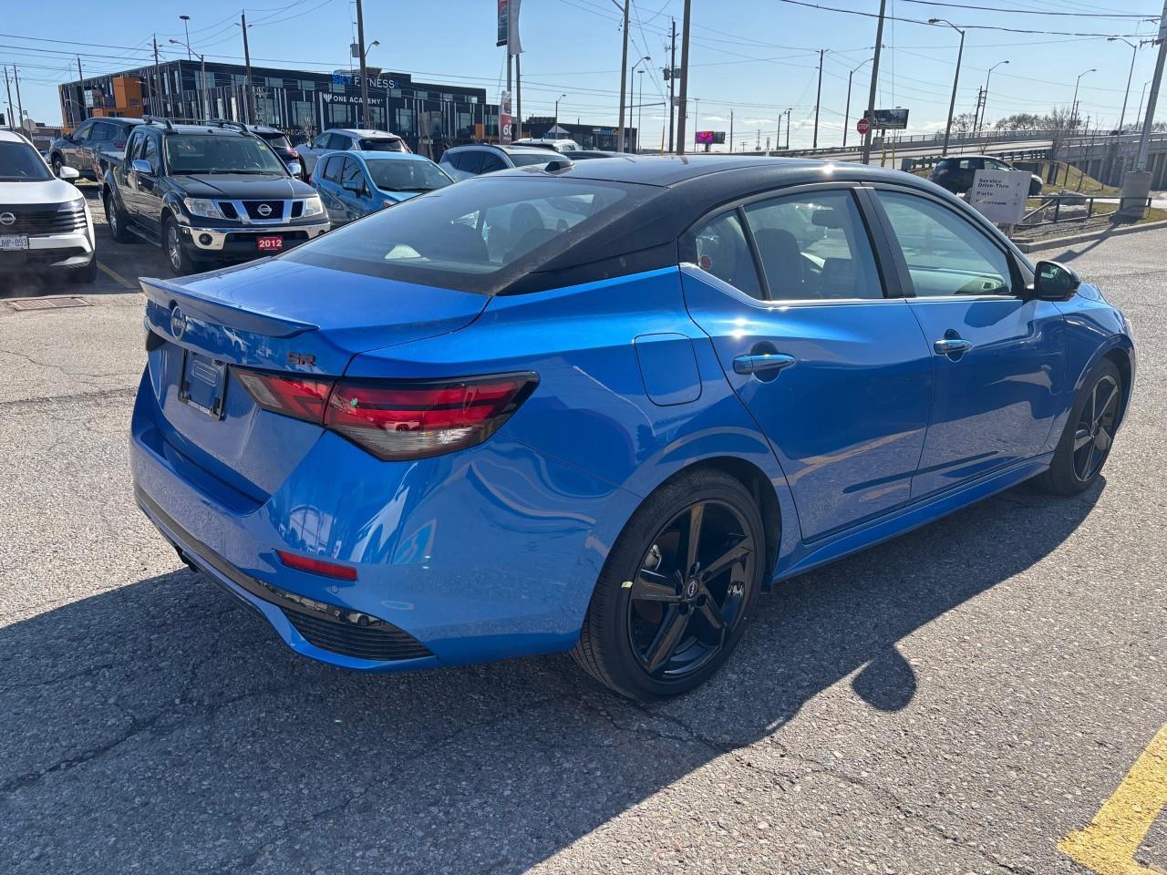 2024 Nissan Sentra SR 4dr Sedan Photo4