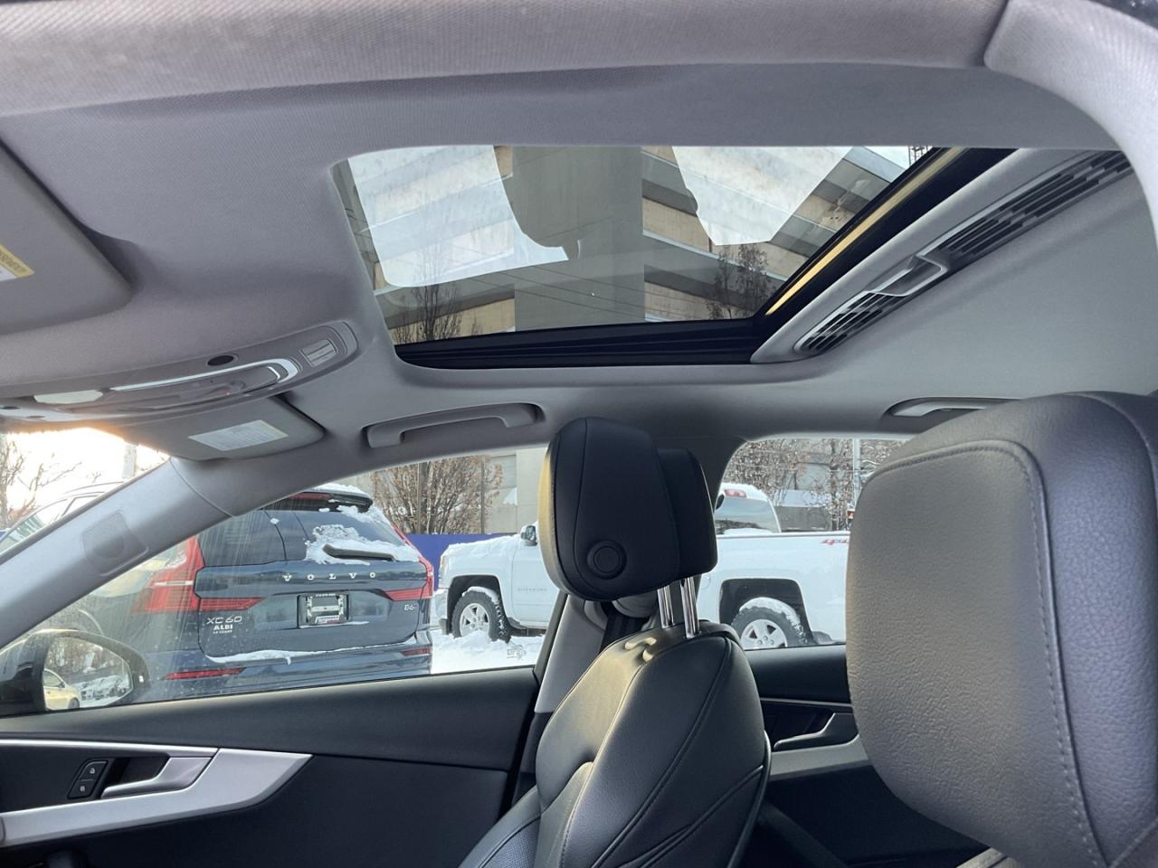 2017 Audi A4 Technik Quattro Sedan - B&O AUDIO! LTHR! NAV! 360 Photo