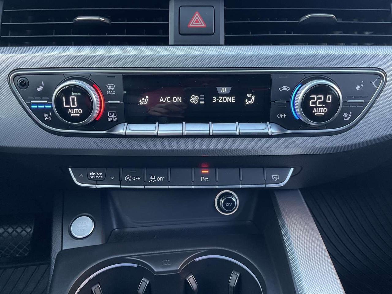 2017 Audi A4 Technik Quattro Sedan - B&O AUDIO! LTHR! NAV! 360 CAM! BSM! COOLED SEATS! Photo