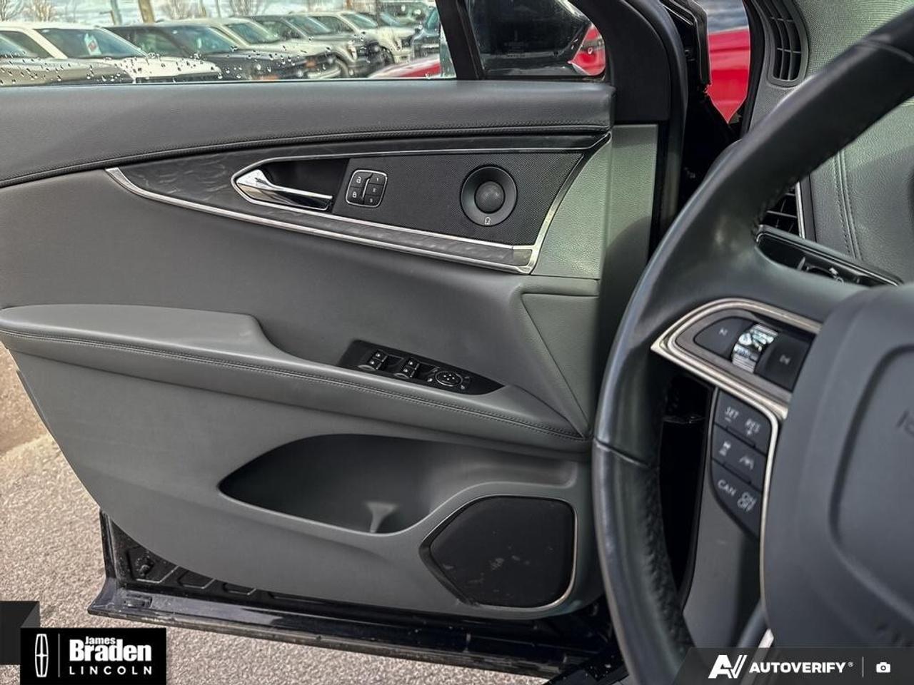 2019 Lincoln Nautilus RESERVE   2.7LITRE V6   TECH PKG Photo