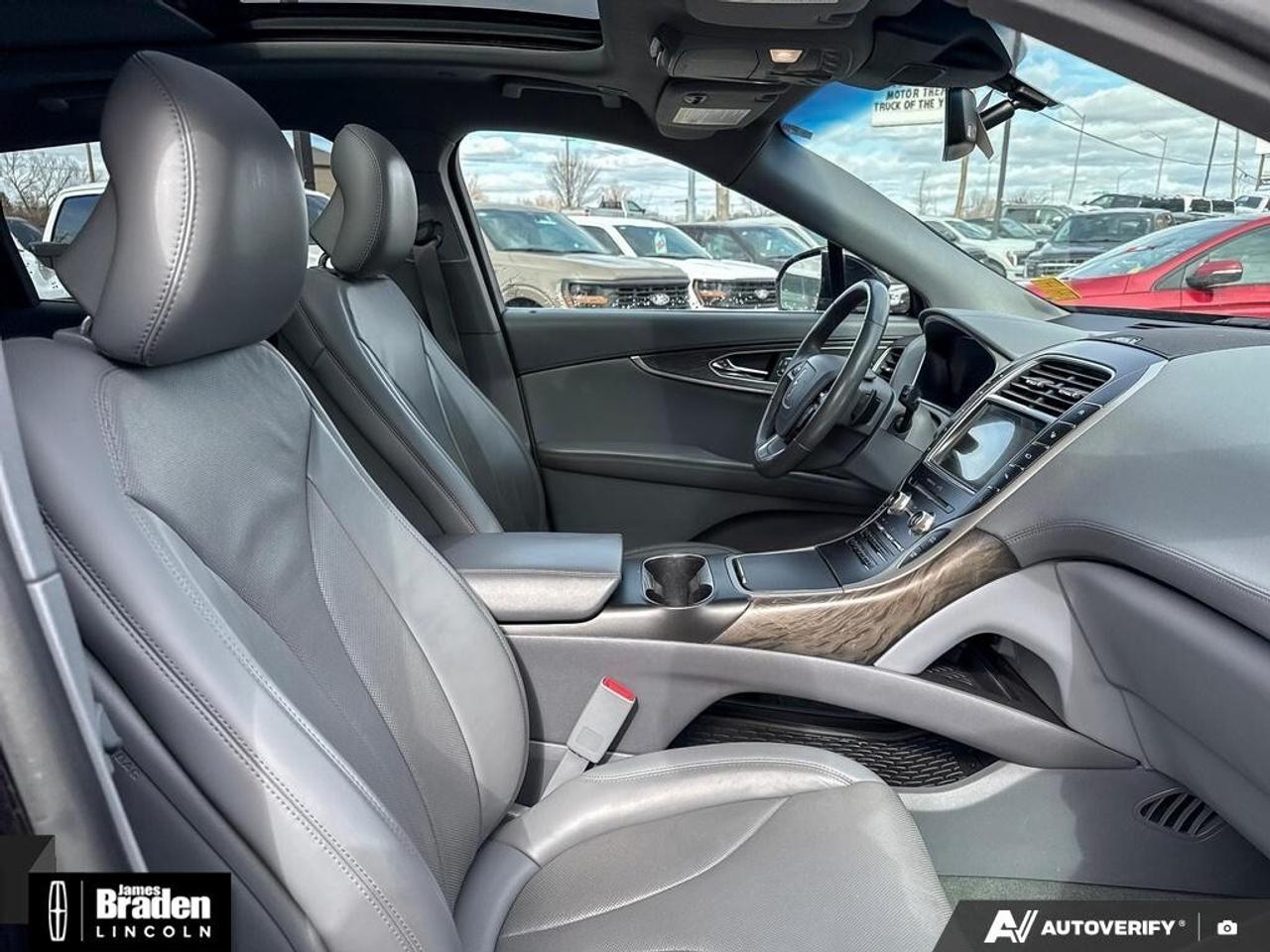 2019 Lincoln Nautilus RESERVE   2.7LITRE V6   TECH PKG Photo