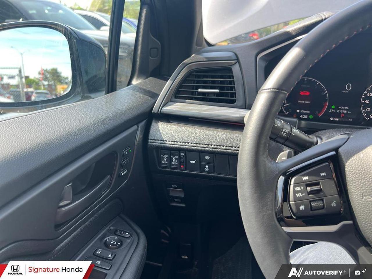 2025 Honda Odyssey Sport-L Photo