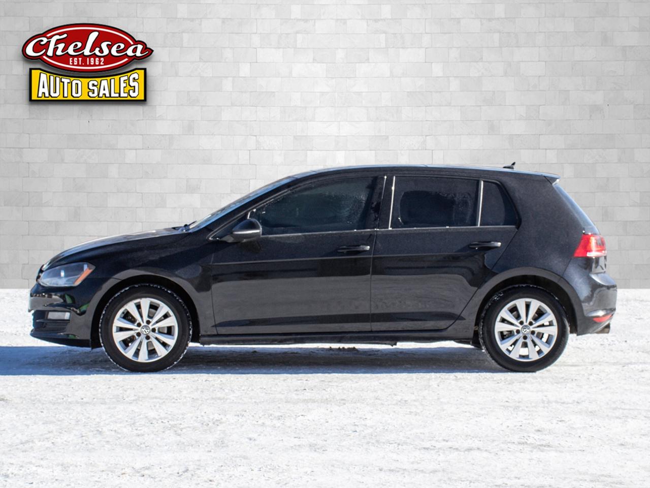 2016 Volkswagen Golf TSI S 6A Photo