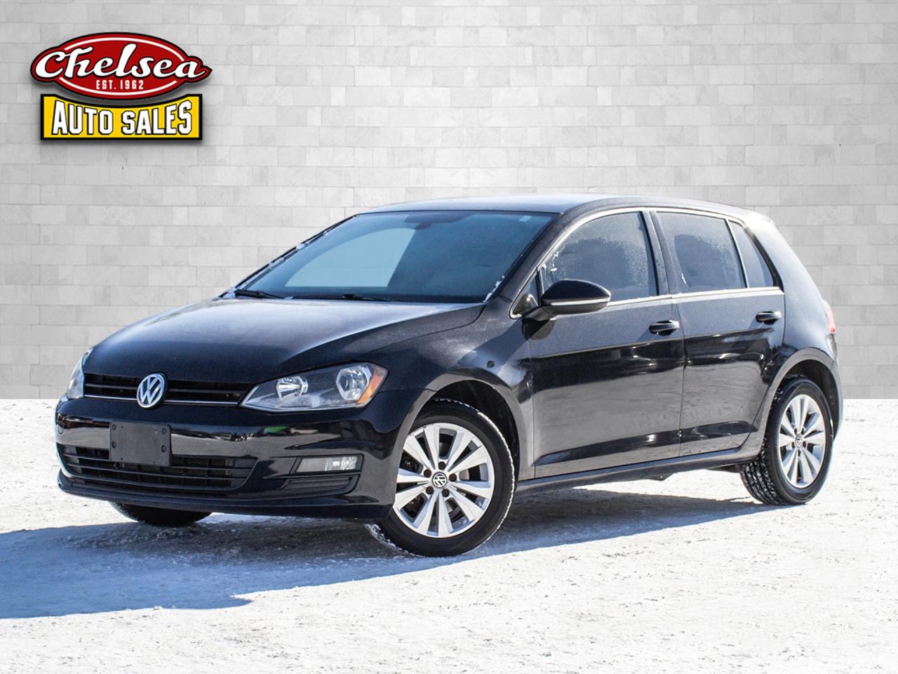 2016 Volkswagen Golf TSI S 6A Photo