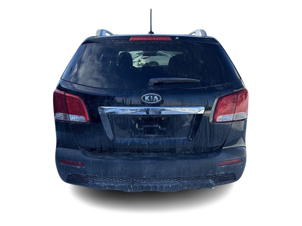 2013 Kia Sorento LX   Dependable & Spacious SUV ONE OWNER   BLACK Photo