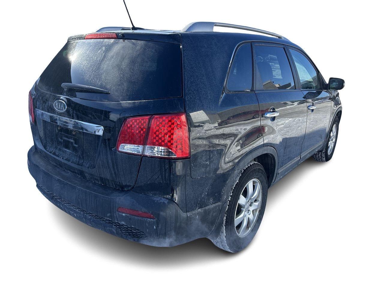 2013 Kia Sorento LX   Dependable & Spacious SUV ONE OWNER   BLACK Photo