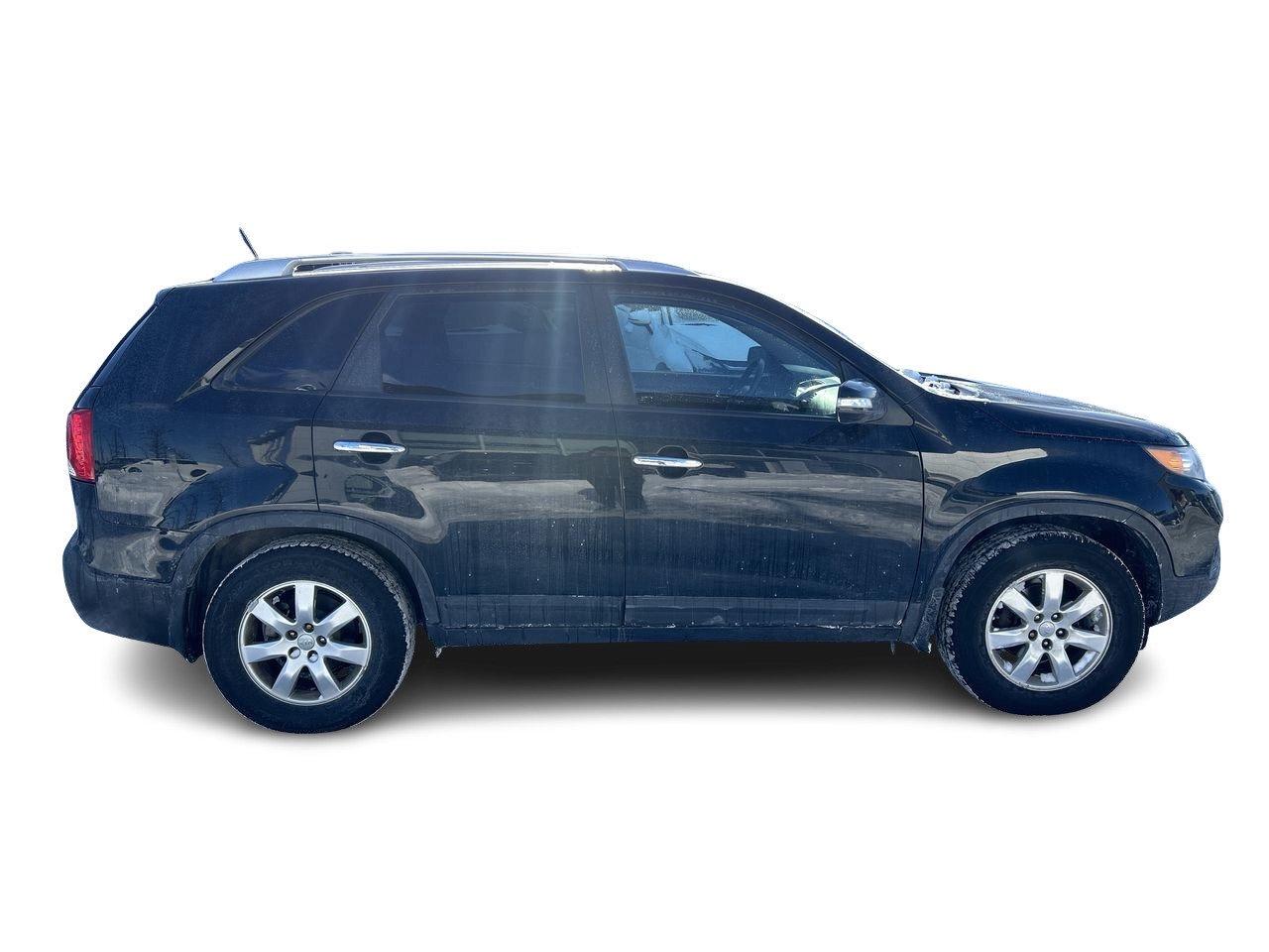 2013 Kia Sorento LX   Dependable & Spacious SUV ONE OWNER   BLACK Photo
