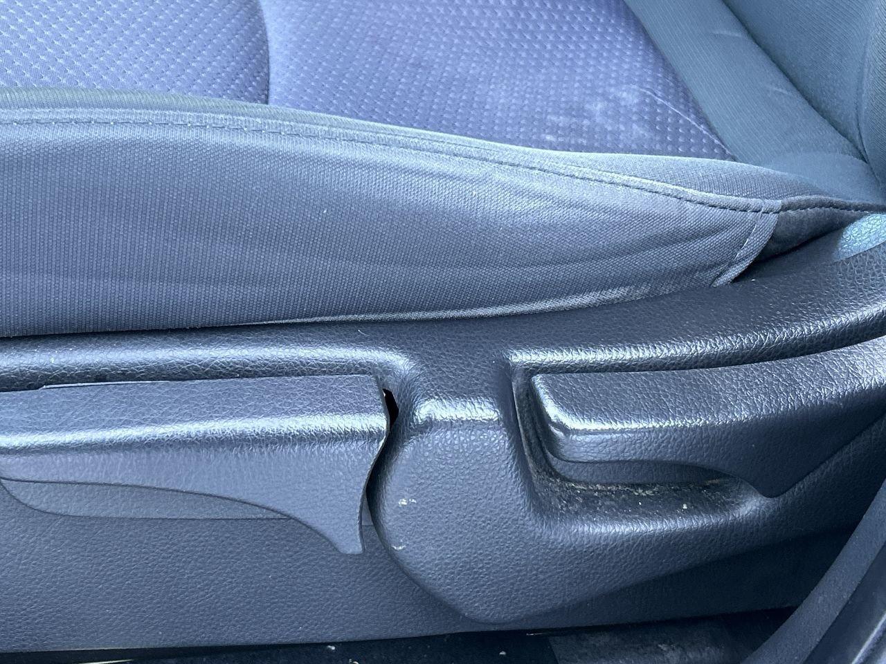 2013 Kia Sorento LX   Dependable & Spacious SUV ONE OWNER   BLACK Photo