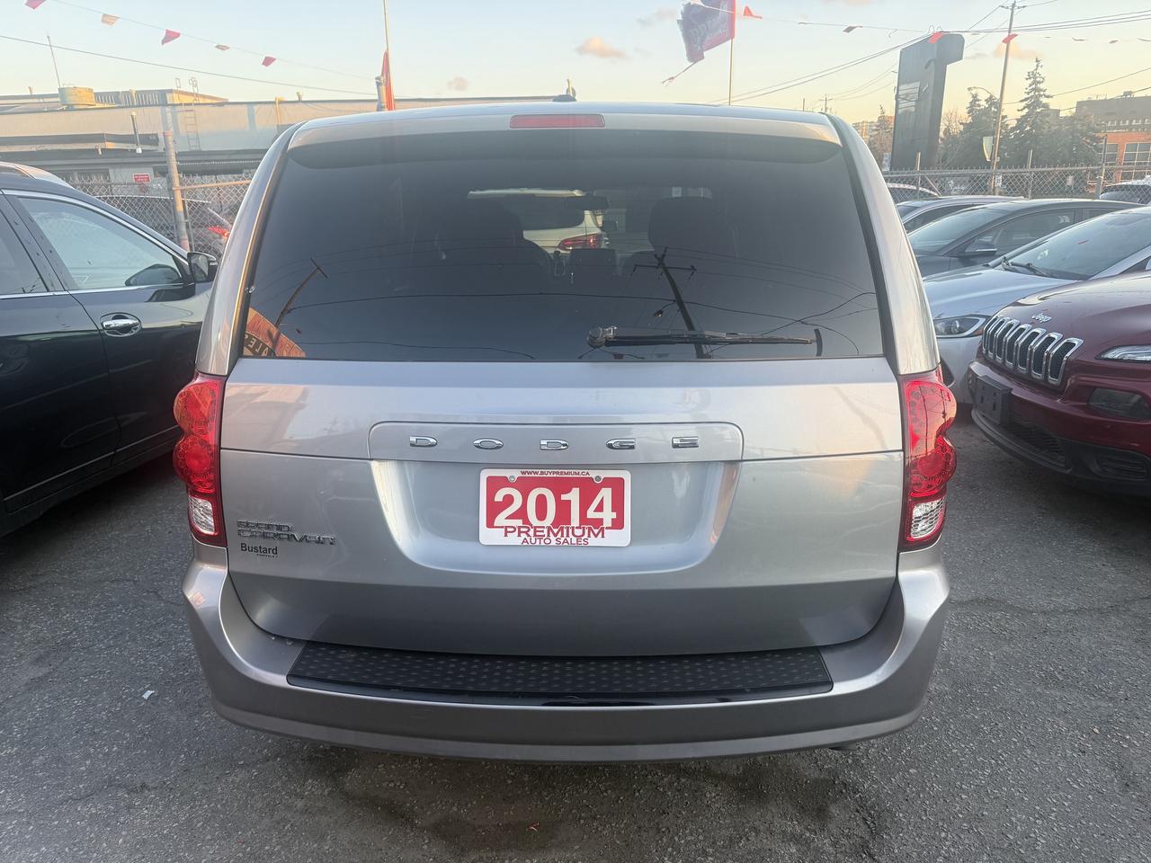 2014 Dodge Grand Caravan *** 3 YEAR WARRANTY INCLUDED *** Photo3