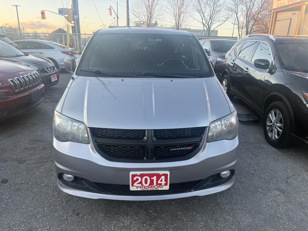 2014 Dodge Grand Caravan *** 3 YEAR WARRANTY INCLUDED *** Photo