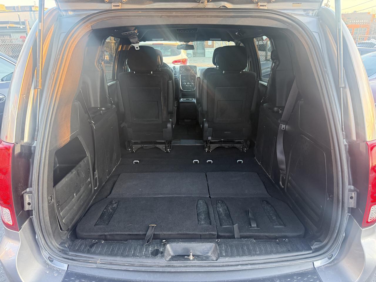 2014 Dodge Grand Caravan *** 3 YEAR WARRANTY INCLUDED *** Photo