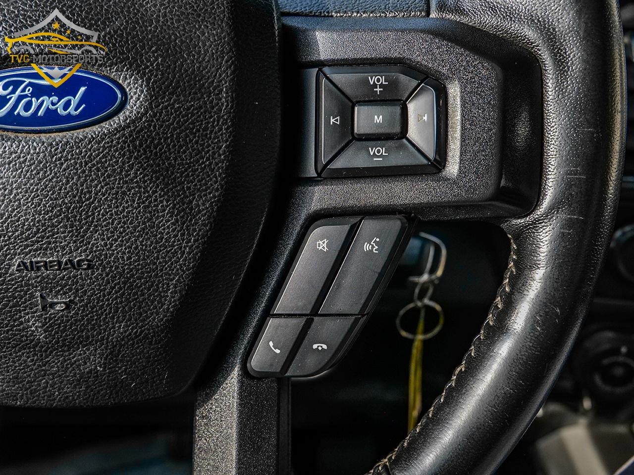 2019 Ford F-150 XLT FX4 5.0L V8 COYOTE 6.5BED PANO ROOF! Photo