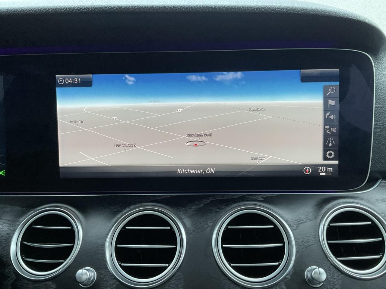 2018 Mercedes-Benz E-Class E400 4MATIC - BURMESTER! HUD! NAV! 360 CAM! BSM! Photo