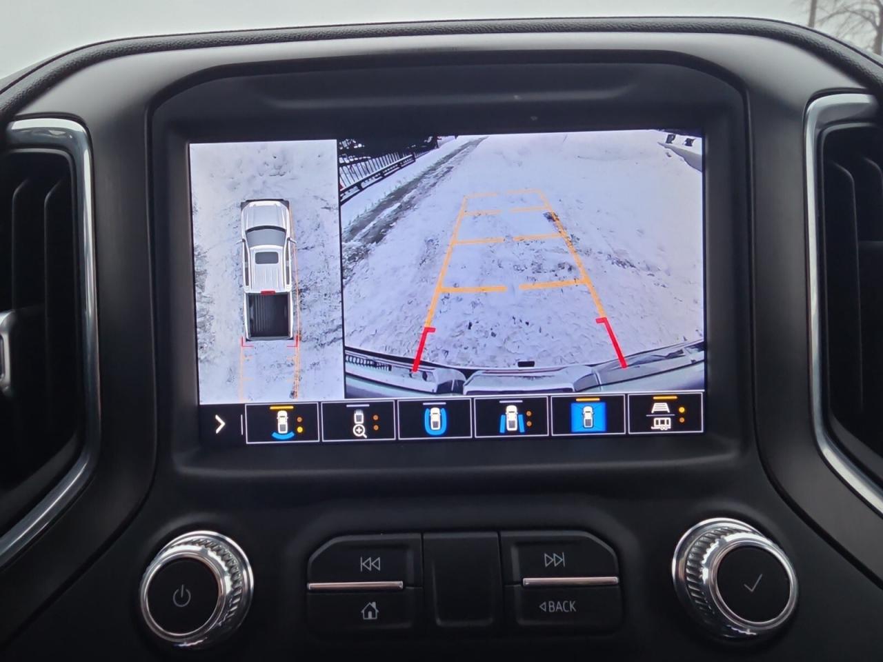 2021 GMC Sierra 1500 AT4 4WD Crew Cab * HUD / BOSE SOUND / ROOF / LEATH Photo