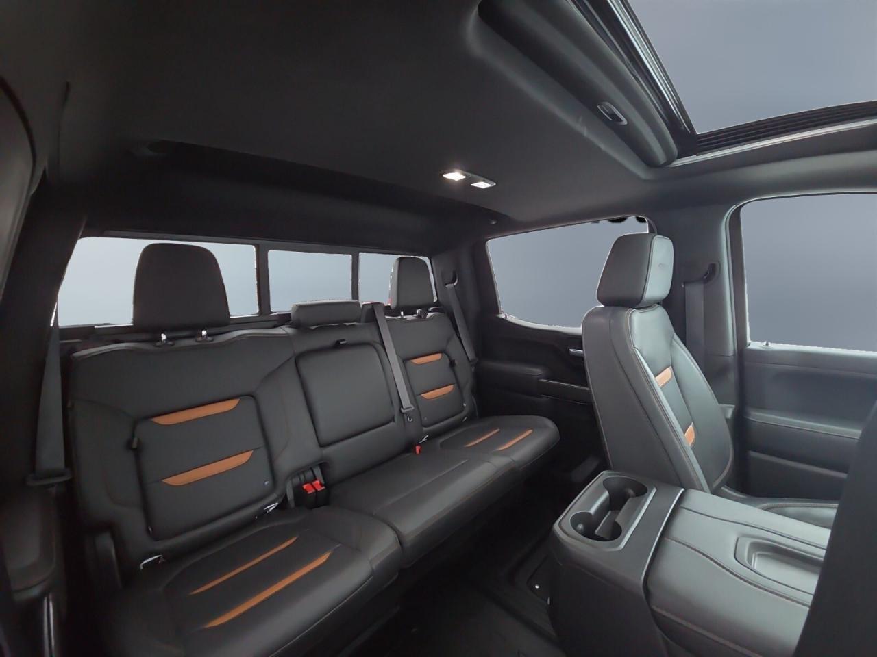 2021 GMC Sierra 1500 AT4 4WD Crew Cab * HUD / BOSE SOUND / ROOF / LEATH Photo