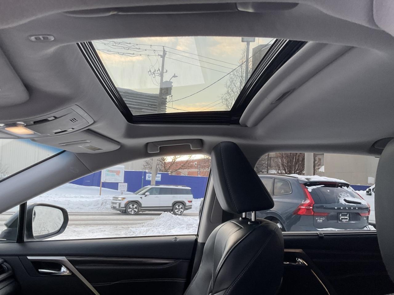 2017 Lexus RX 350 LUXURY AWD - SAFETY SENSE! LTHR! NAV! BACK-UP CAM! Photo