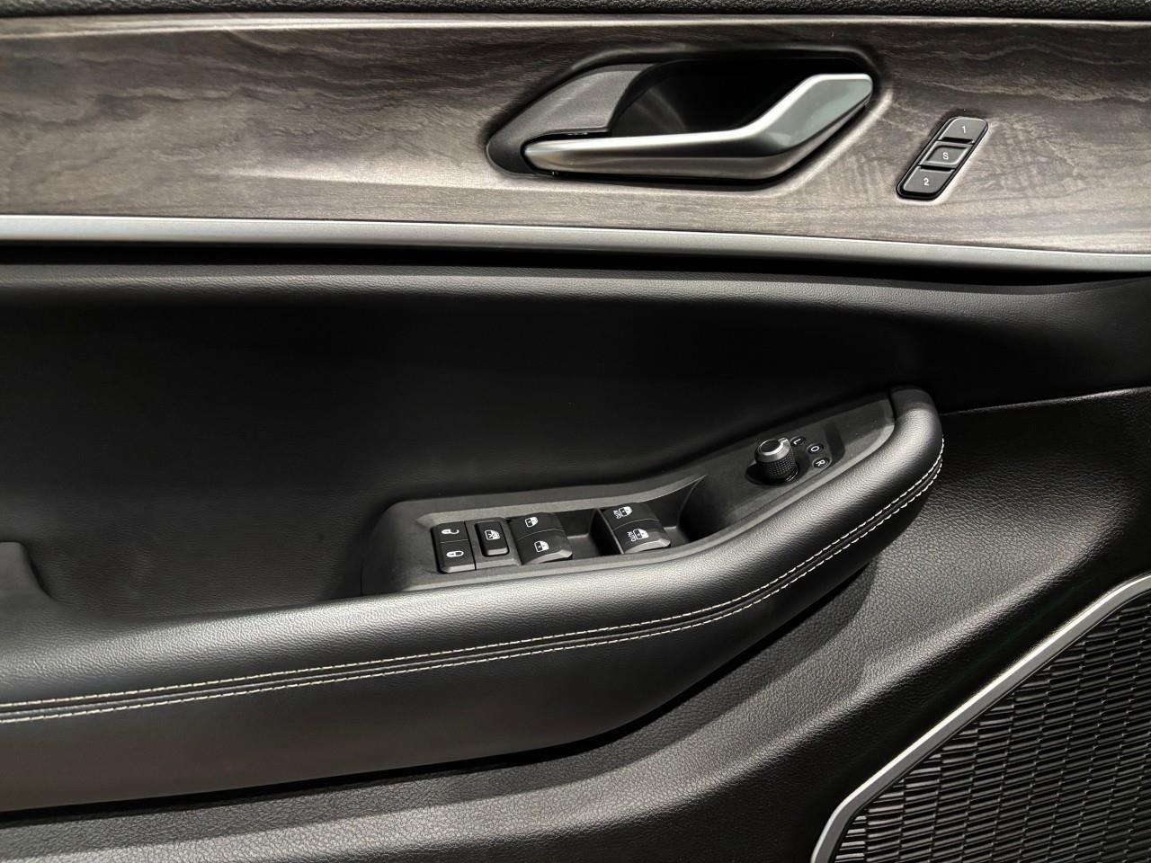 2022 Jeep Grand Cherokee 4xe  Photo