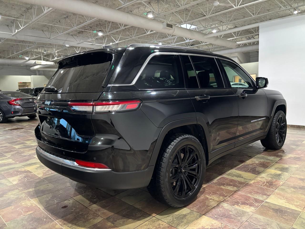 2022 Jeep Grand Cherokee 4xe  Photo