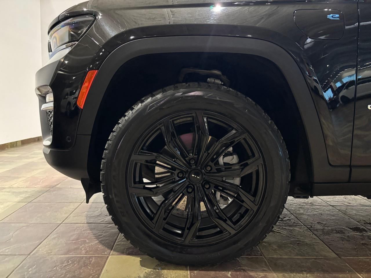 2022 Jeep Grand Cherokee 4xe  Photo