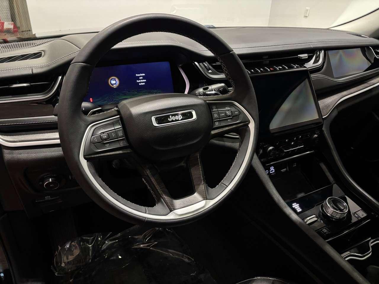 2022 Jeep Grand Cherokee 4X4 Photo