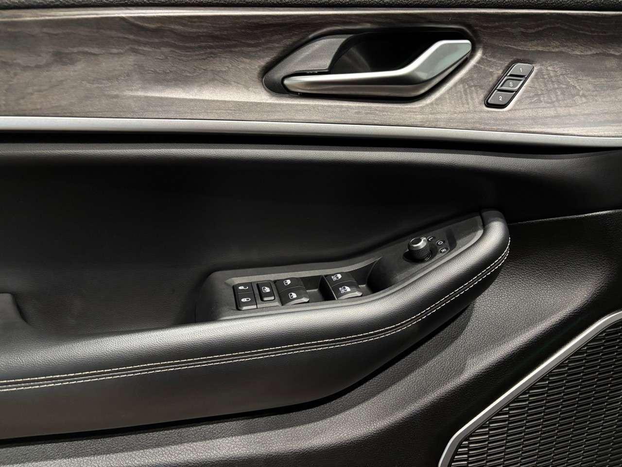 2022 Jeep Grand Cherokee 4X4 Photo