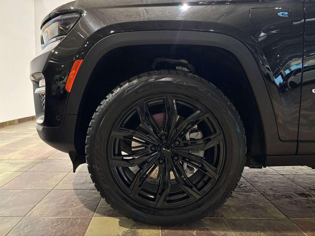 2022 Jeep Grand Cherokee 4X4 Photo