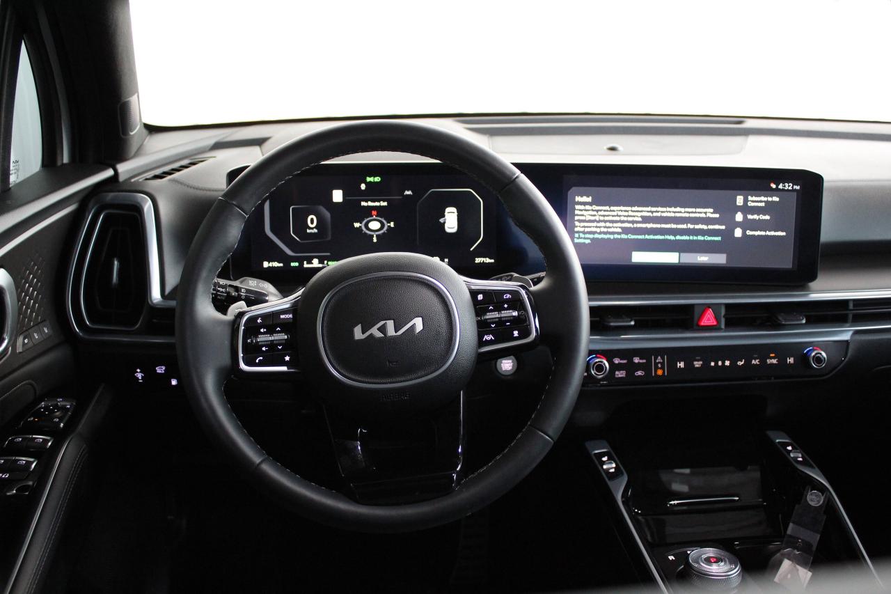 2025 Kia Sorento Plug-In Hybrid SX, AWD, 1-Owner, Fully loaded, HYBRID Photo