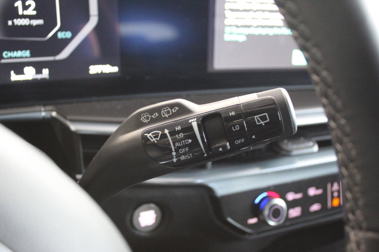 2025 Kia Sorento Plug-In Hybrid SX, AWD, 1-Owner, Fully loaded, HYBRID Photo