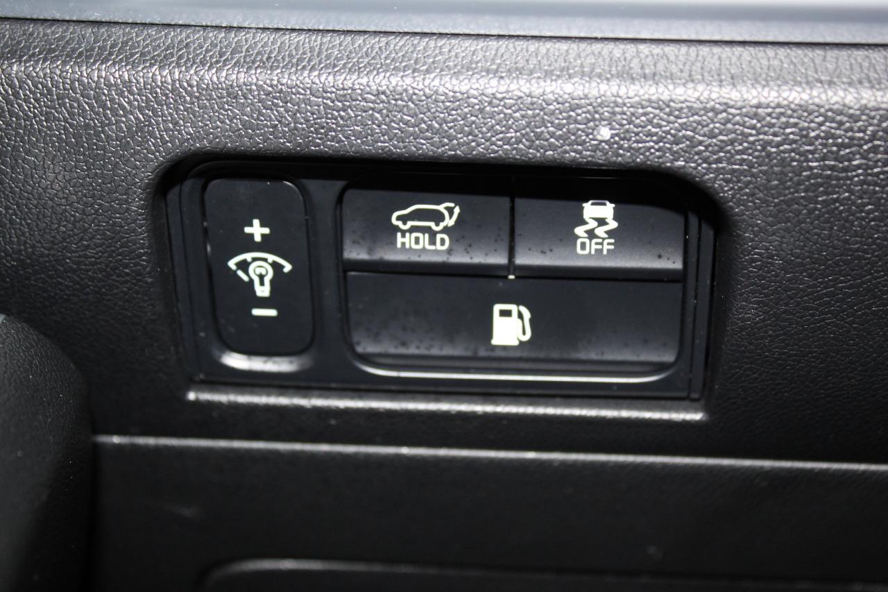 2025 Kia Sorento Plug-In Hybrid SX, AWD, 1-Owner, Fully loaded, HYBRID Photo