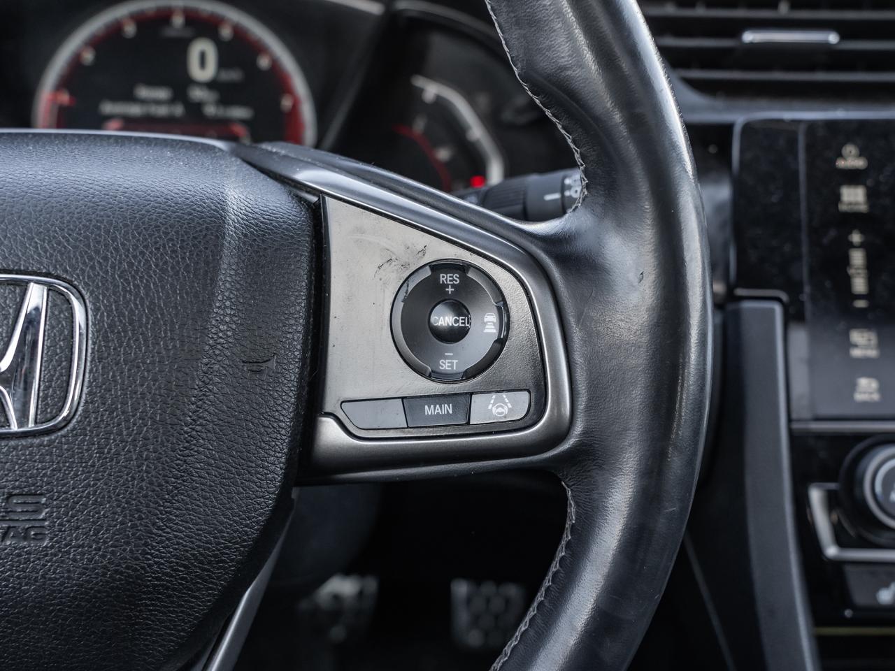 2018 Honda Civic Navigation Photo