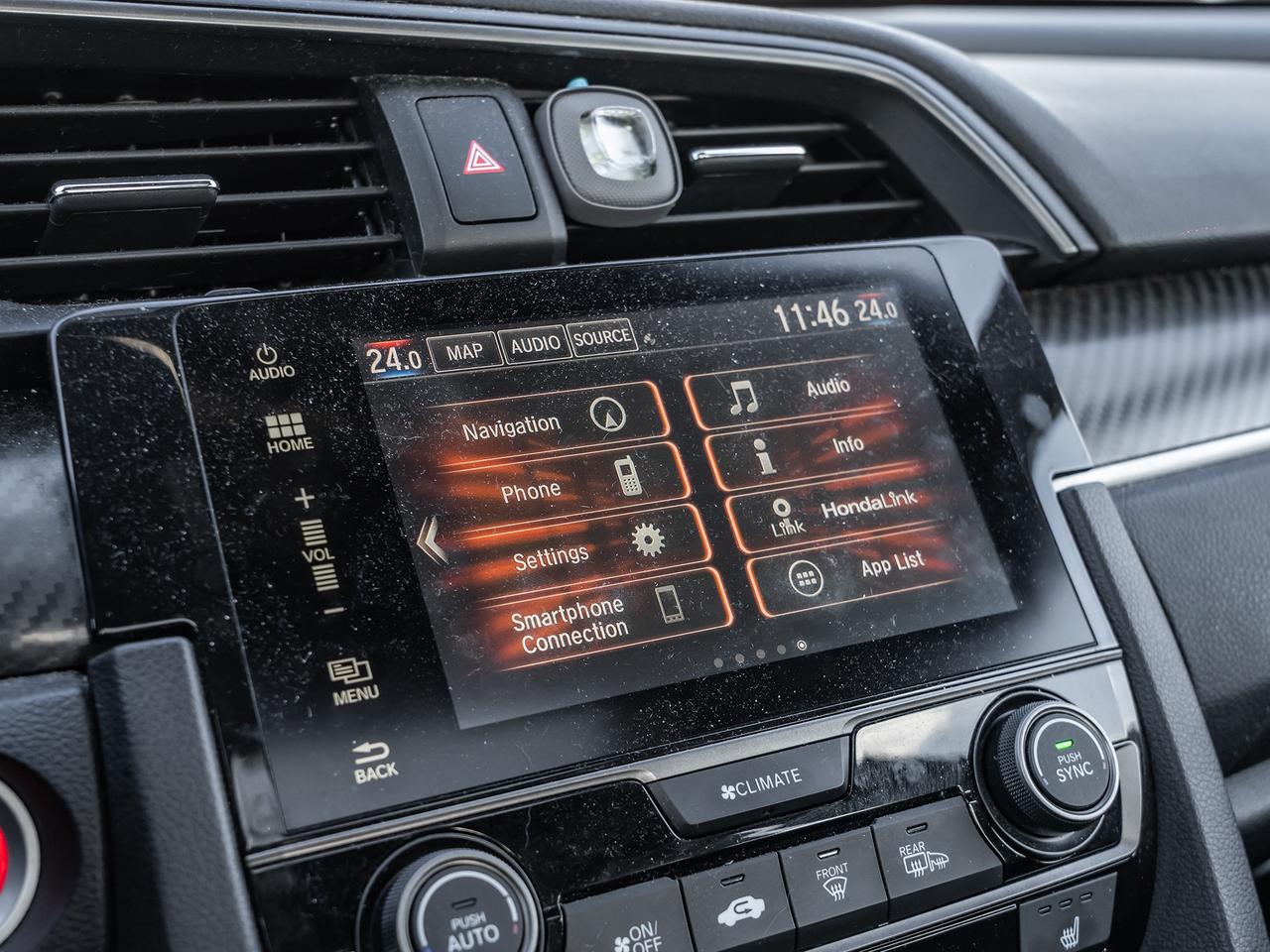 2018 Honda Civic Navigation Photo