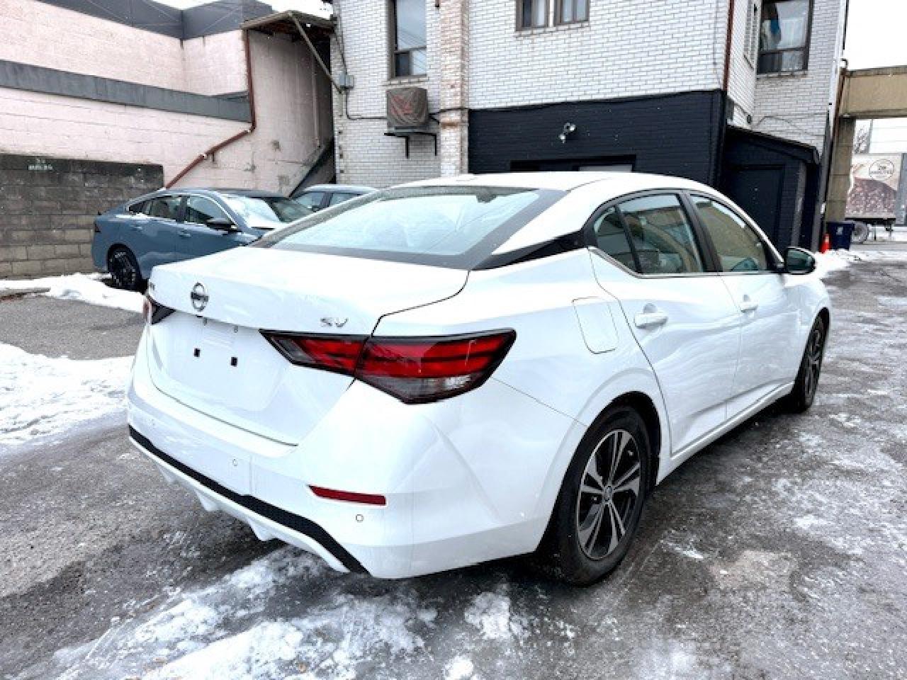 2022 Nissan Sentra SV, APPLE CARPLAY, HEATED SEATS, PUSH BUTTON, SIRI Photo4