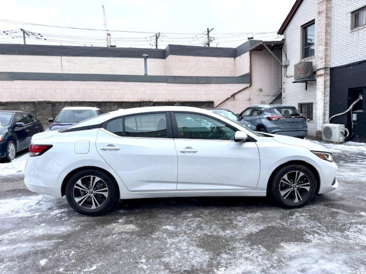 2022 Nissan Sentra SV, APPLE CARPLAY, HEATED SEATS, PUSH BUTTON, SIRI Photo3