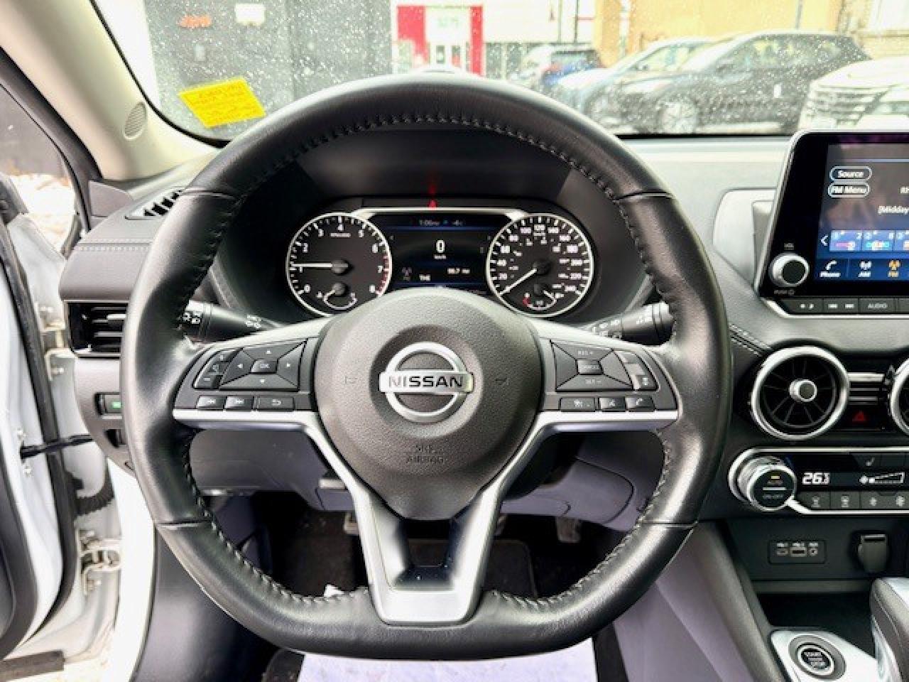 2022 Nissan Sentra SV, APPLE CARPLAY, HEATED SEATS, PUSH BUTTON, SIRI Photo