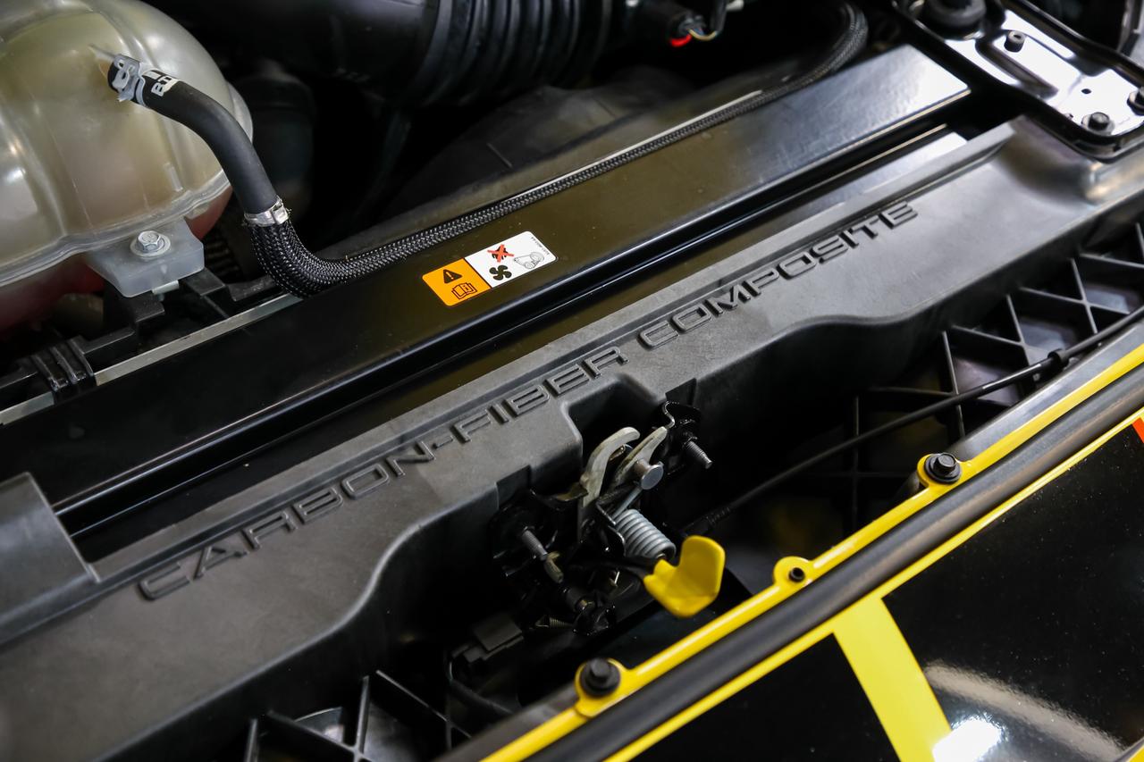 2017 Ford Mustang SHELBY GT350R 5.2L V8  CARBONRIMS LOWKM NOACCIDENT Photo