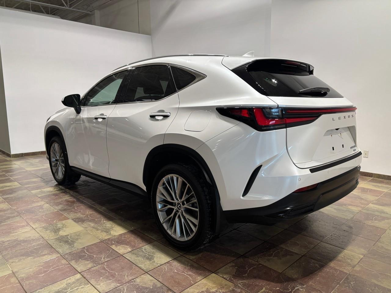 2024 Lexus NX 350h LUXURY PACKAGE   LEXUS CERTIFIED PRE-OWNED   CARFA Photo2