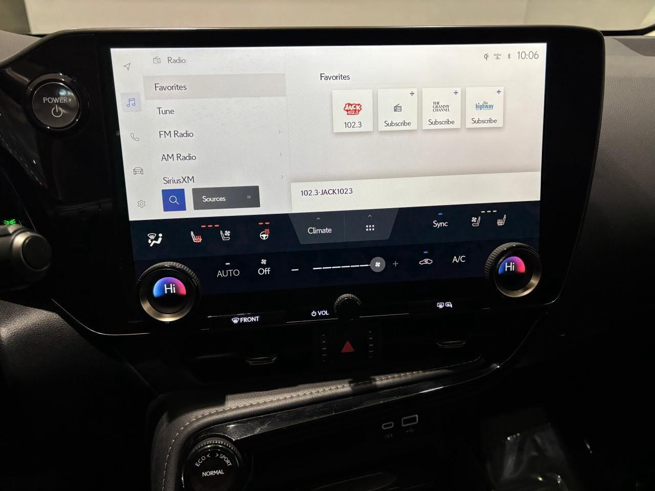 2024 Lexus NX 350h LUXURY PACKAGE   LEXUS CERTIFIED PRE-OWNED   CARFA Photo