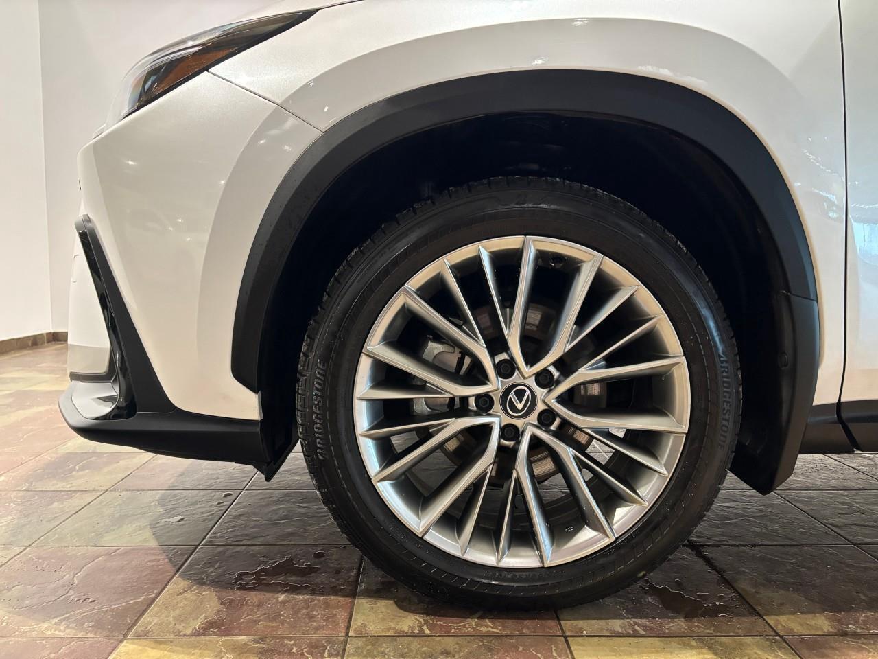 2024 Lexus NX 350h LUXURY PACKAGE   LEXUS CERTIFIED PRE-OWNED   CARFA Photo