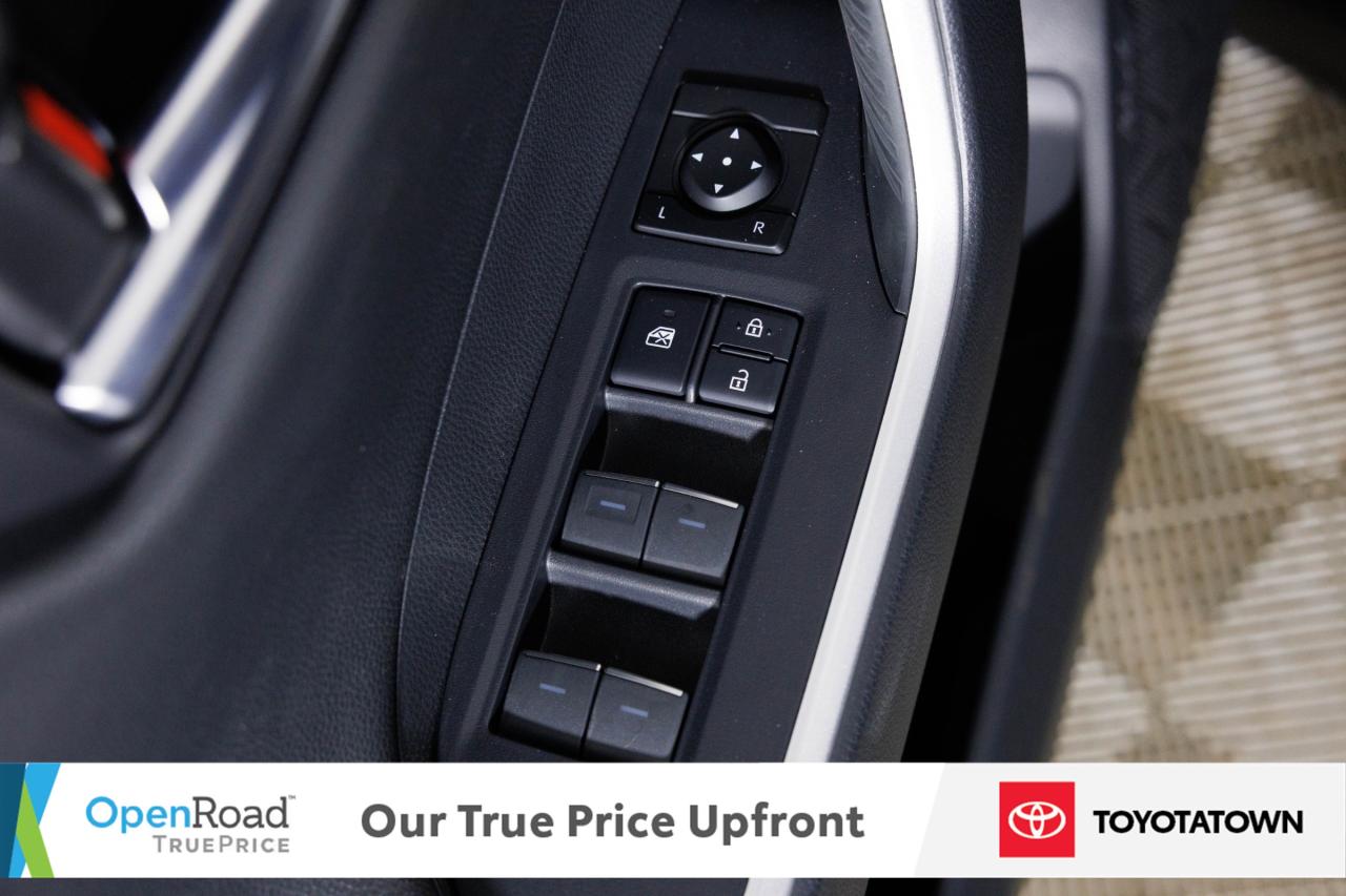 2025 Toyota RAV4 Plug-In Hybrid XSE! CERTIFIED PRE OWNED! ACCIDENT FREE! ELIGIBLE Photo