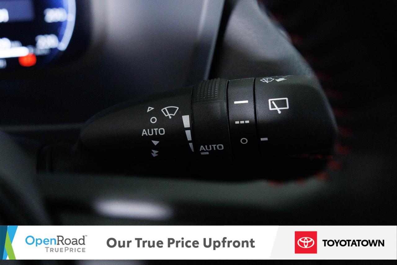 2025 Toyota RAV4 Plug-In Hybrid XSE! CERTIFIED PRE OWNED! ACCIDENT FREE! ELIGIBLE Photo