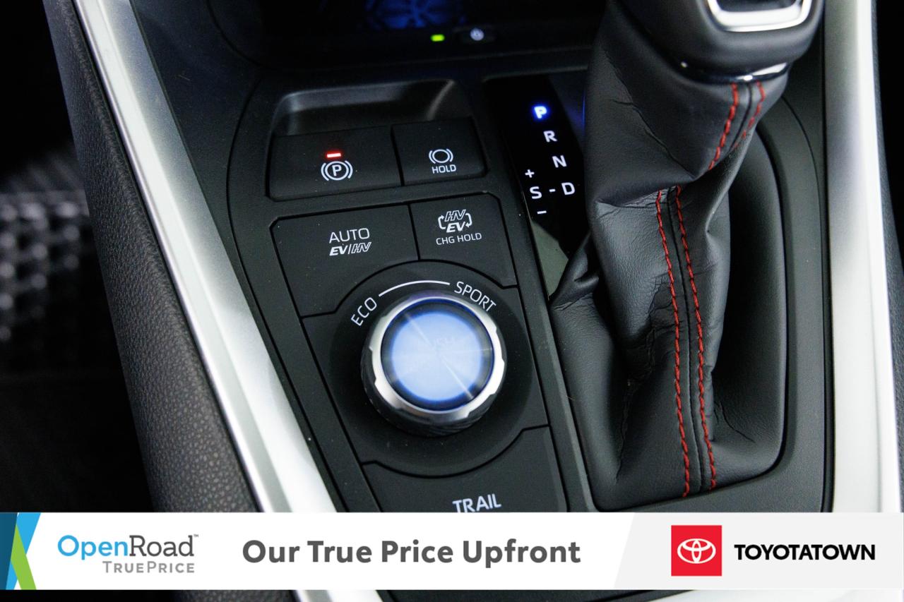 2025 Toyota RAV4 Plug-In Hybrid XSE! CERTIFIED PRE OWNED! ACCIDENT FREE! ELIGIBLE Photo