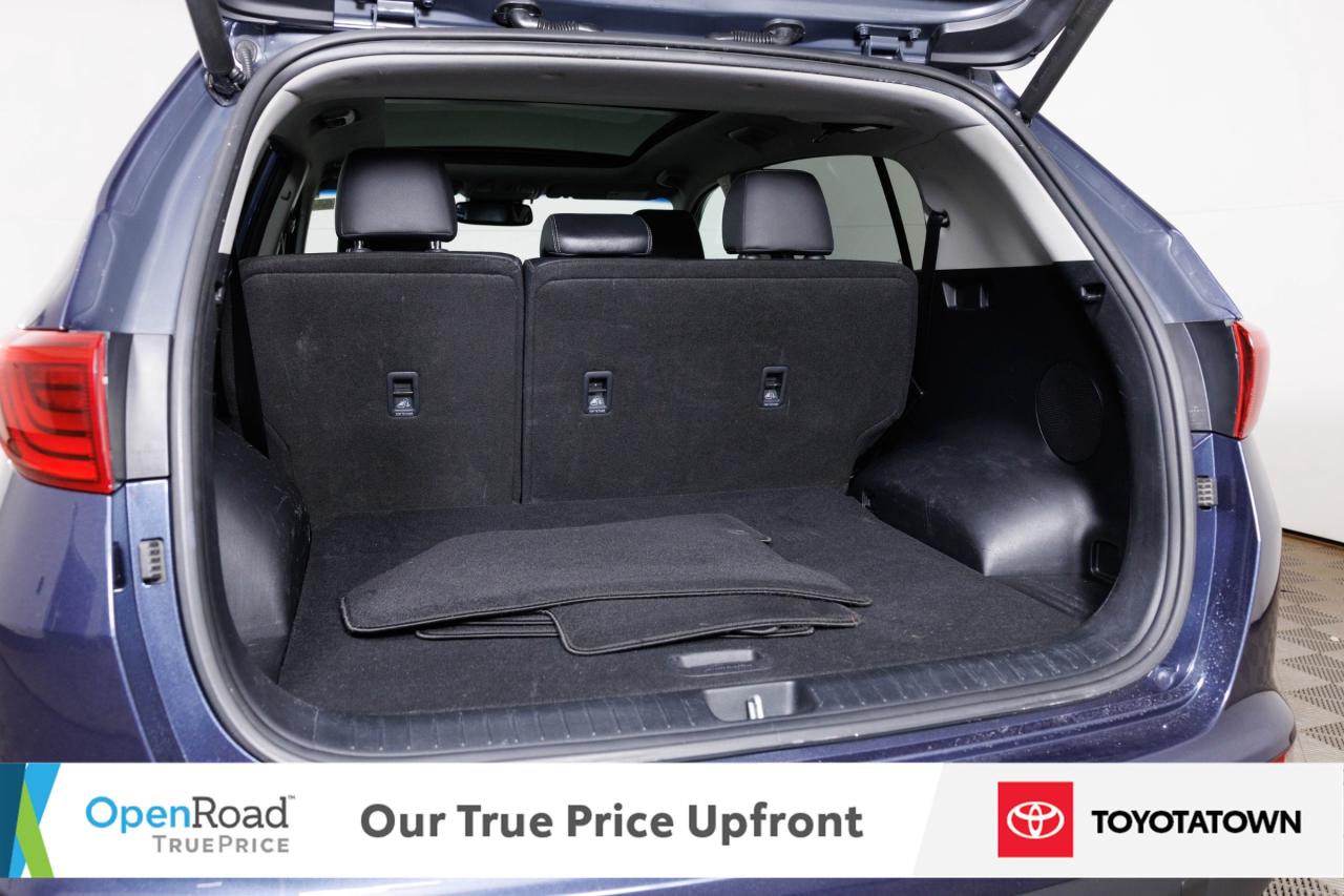 2018 Kia Sportage EX! LOADED! LOW MILEAGE! Photo