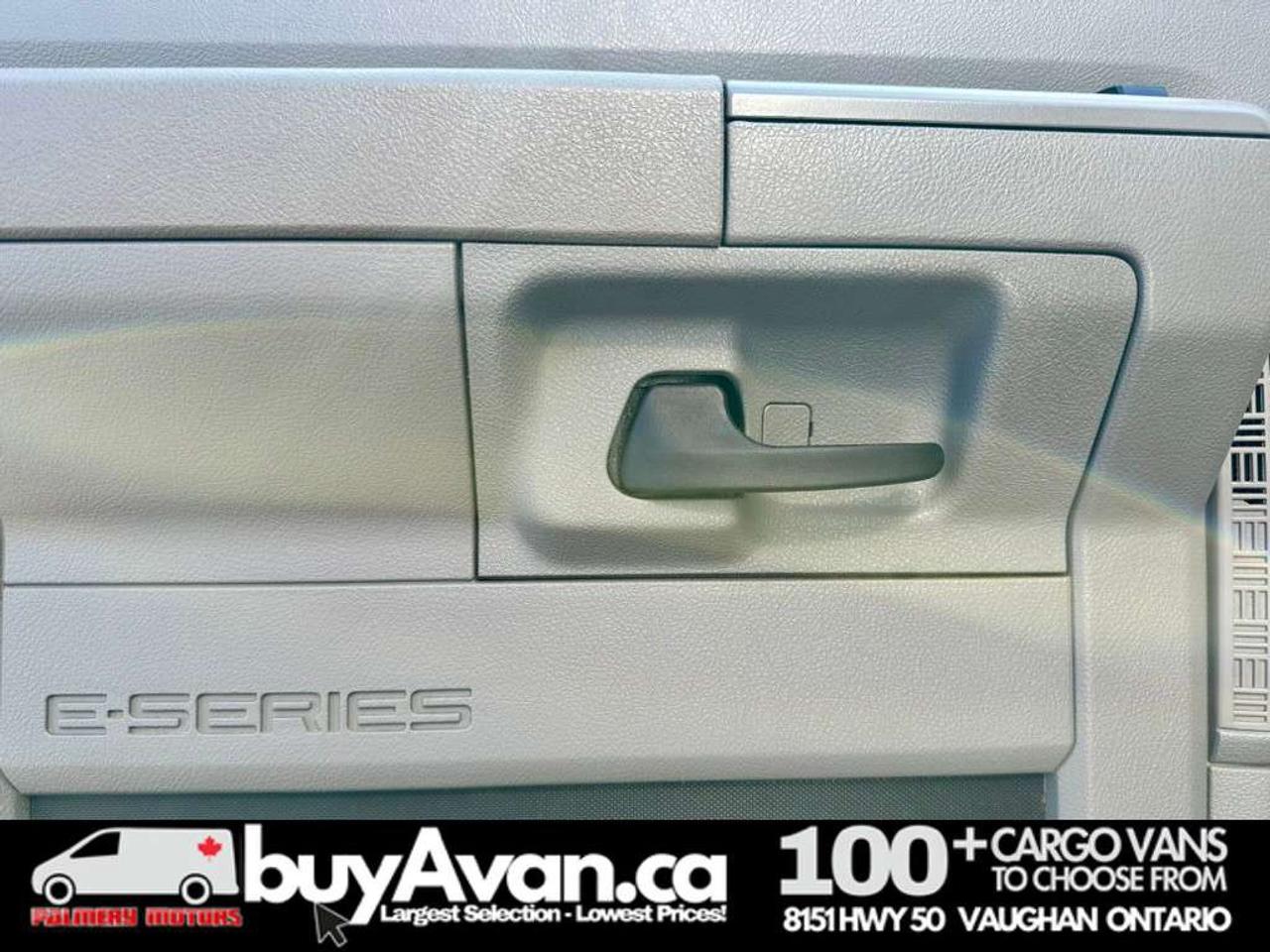 2022 Ford E-450 16FT Alum Box + Ramp V8 Gas Photo