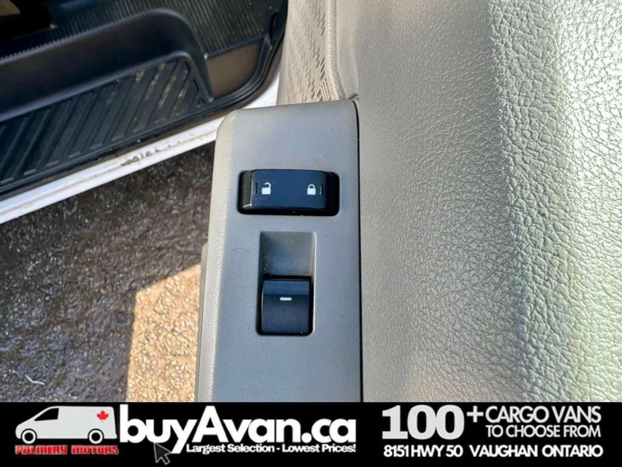 2022 Ford E-450 16FT Alum Box + Ramp V8 Gas Photo