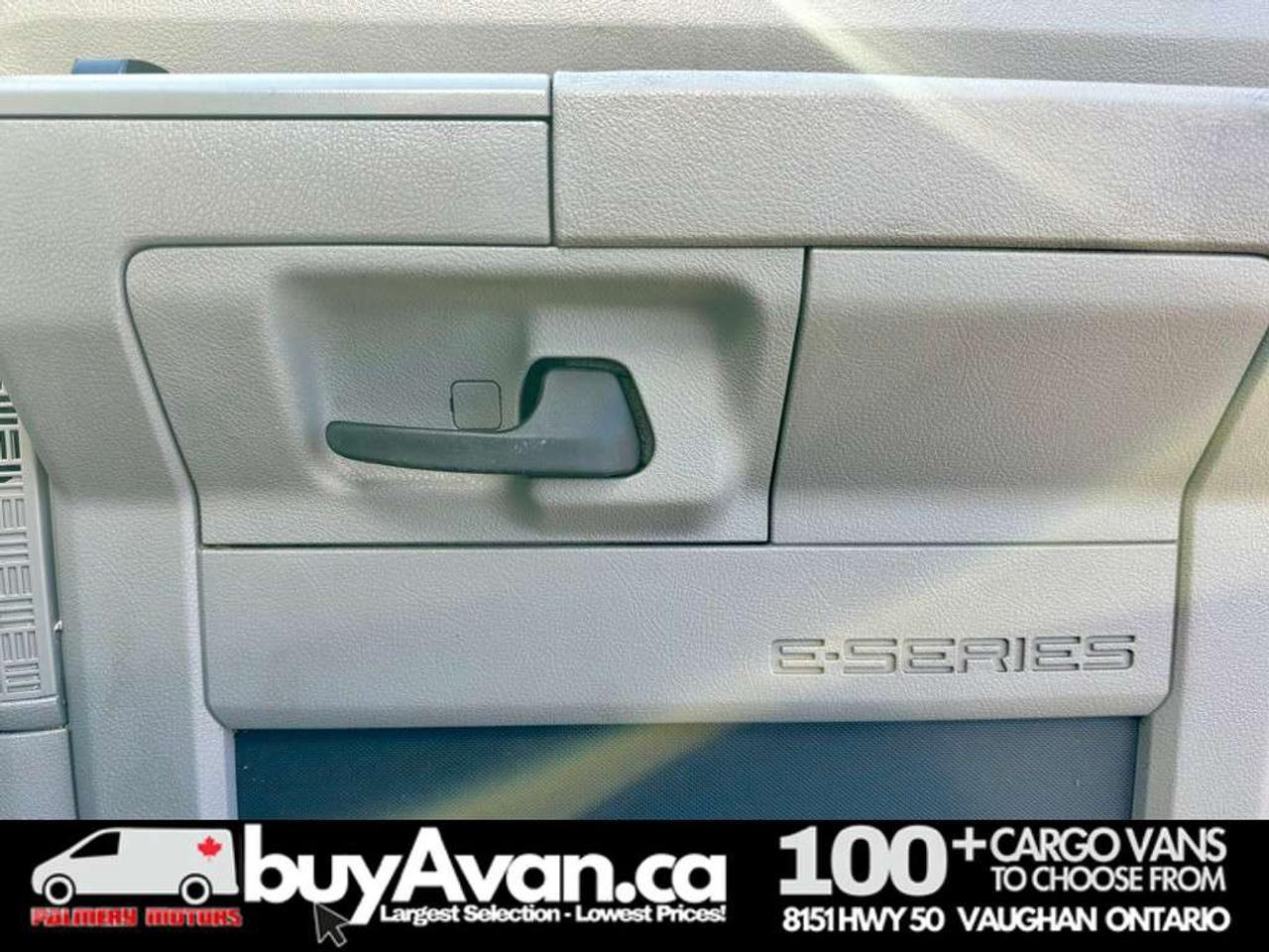 2022 Ford E-450 16FT Alum Box + Ramp V8 Gas Photo